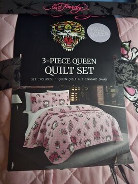 Ed Hardy Pink 3-Piece Queen Quilt Set